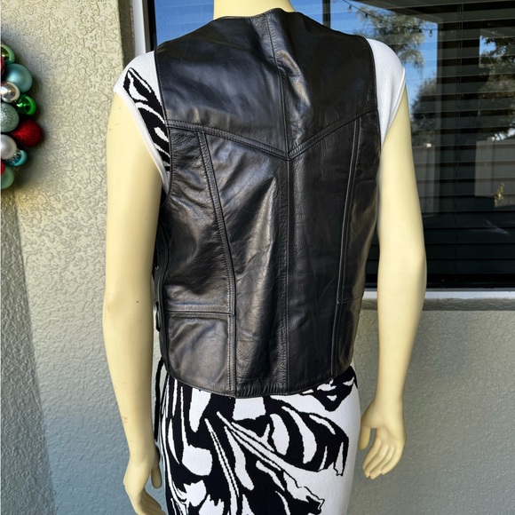 Vintage Hecho En Mexico Genuine Leather Lace Side Vest - Picture 9 of 10